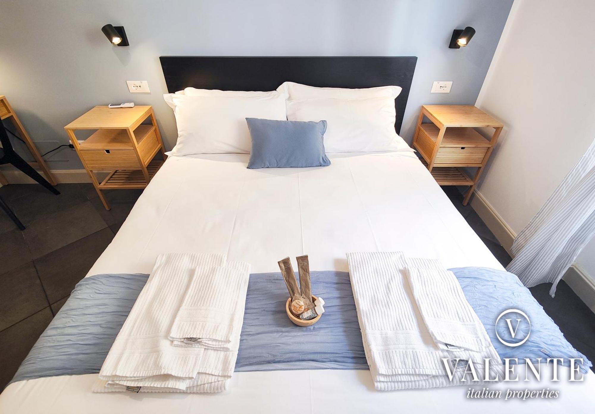 Lejlighed Piramide - 20min Walking From Colosseum - 1min From Metro Station - Valente Italian Rom